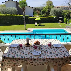 https://la-palma-lazise.hotelinveneto.com